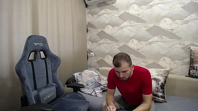 SerzhKorol1 online show from September 24, 8:17 am