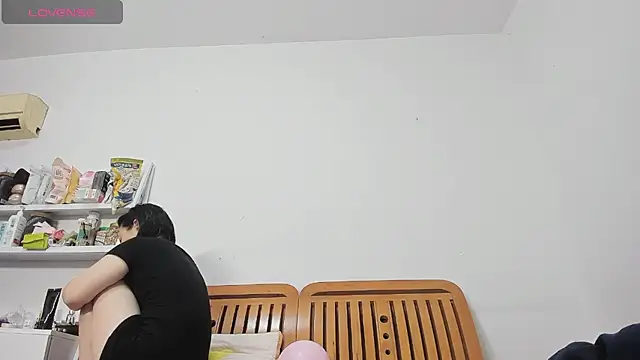 LeonJun819 online show from July 21, 1:46 pm