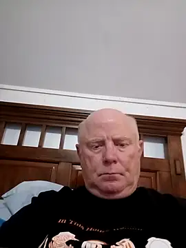 Snapshot of bigspike1960 chatting on October 28, 8:51 am bigspike1960 online show from October 28, 8:51 am