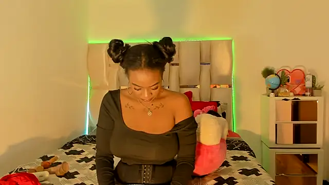 viioolleettaa online show from December 16, 2:16 pm