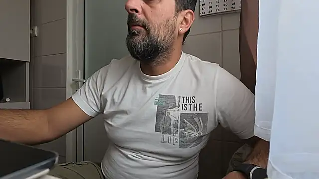 TigerOne19 online show from November 6, 10:38 am