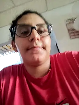 DanielleEvans  online show from February 20, 10:04 pm