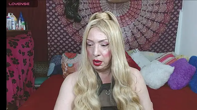 elena evans online show from February 17, 5:52 pm