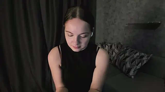 Snapshot of KristinaLoison chatting on April 22, 4:41 pm KristinaLoison online show from April 22, 4:41 pm