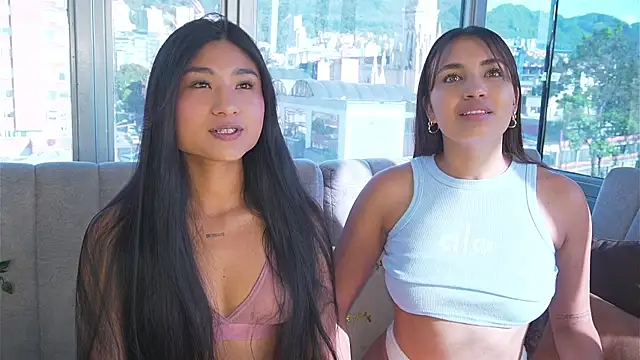 aisha es online show from September 13, 9:03 pm