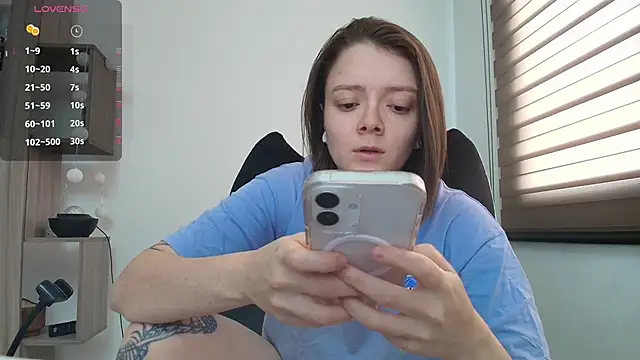 Arya starrk online show from May 20, 1:06 pm