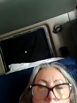 Snapshot of EvaRobinson chatting on March 10, 5:50 pm EvaRobinson online show from March 10, 5:50 pm