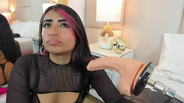 AntoniaRoss  online show from February 22, 8:20 pm