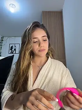 ShelbyHagen online show from October 30, 10:21 pm