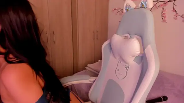 alexa 6908 online show from December 4, 8:39 pm