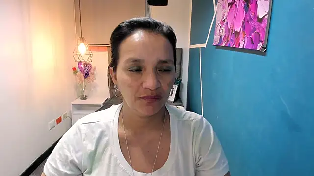 MarilynMiilf  online show from December 20, 1:58 am