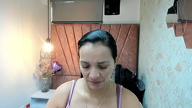 MarilynMiilf  online show from November 4, 7:24 pm