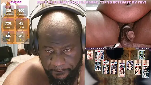 Snapshot of Wizzyg75 chatting on April 12, 5:01 am Wizzyg75 online show from April 12, 5:01 am