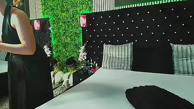 InannaStar online show from January 16, 5:00 am