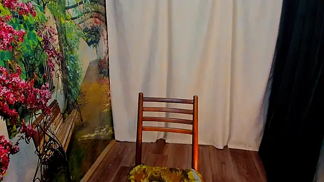 I-JUST-I online show from December 16, 4:23 am