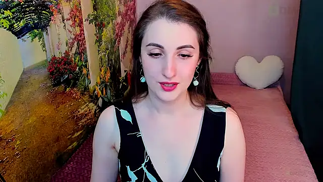 I-JUST-I online show from September 20, 5:58 pm