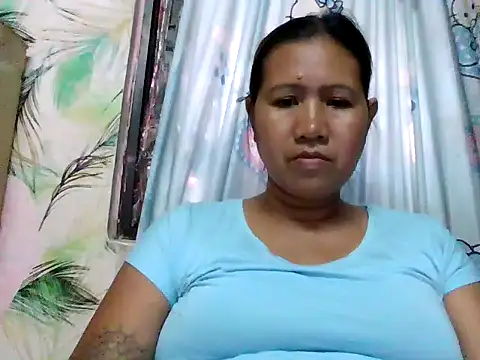 sweet smile4u online show from March 23, 6:28 am