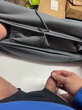 buri232 online show from December 3, 3:10 pm