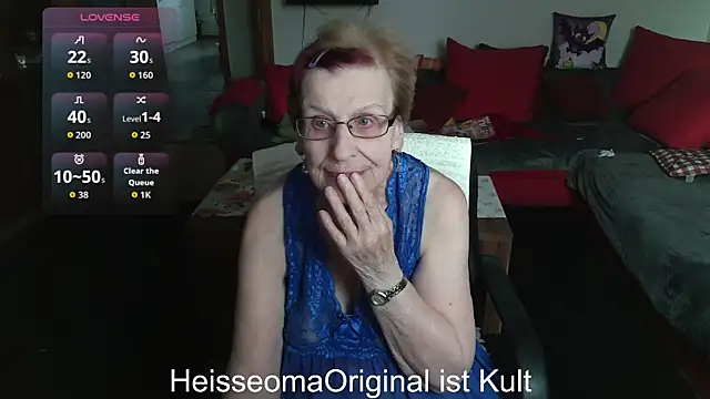 Snapshot of HeisseomaOriginal chatting on April 3, 7:06 am HeisseomaOriginal online show from April 3, 7:06 am