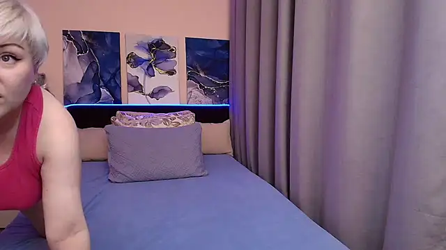 BlondPearl online show from July 10, 9:39 pm
