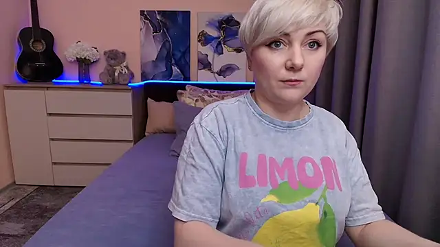 BlondPearl online show from July 15, 9:53 pm