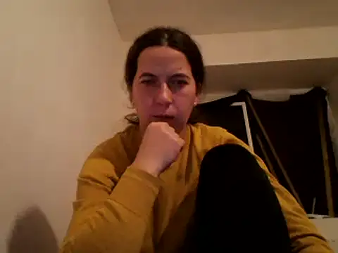 Snapshot of Tamilashaa chatting on December 1, 7:14 pm Tamilashaa online show from December 1, 7:14 pm