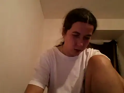 Snapshot of Tamilashaa chatting on December 20, 5:29 pm Tamilashaa online show from December 20, 5:29 pm