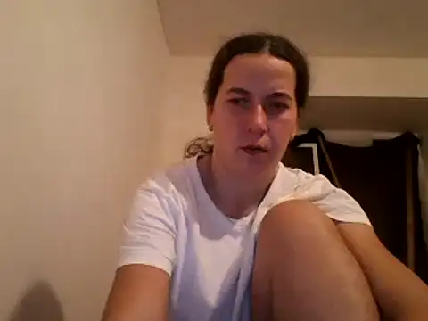 Snapshot of Tamilashaa chatting on December 22, 9:09 pm Tamilashaa online show from December 22, 9:09 pm