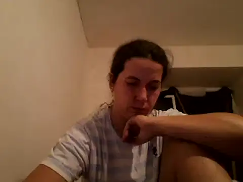 Snapshot of Tamilashaa chatting on January 8, 4:11 pm Tamilashaa online show from January 8, 4:11 pm