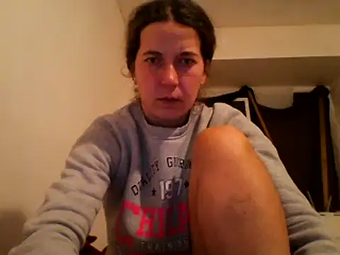 Snapshot of Tamilashaa chatting on February 13, 6:16 pm Tamilashaa online show from February 13, 6:16 pm