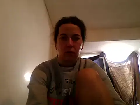 Snapshot of Tamilashaa chatting on February 16, 7:37 am Tamilashaa online show from February 16, 7:37 am