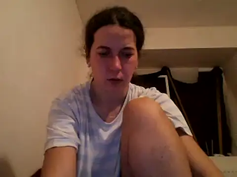 Snapshot of Tamilashaa chatting on February 18, 4:05 pm Tamilashaa online show from February 18, 4:05 pm