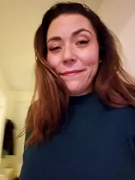 Ellie-L-Elizabeth online show from November 9, 12:20 am