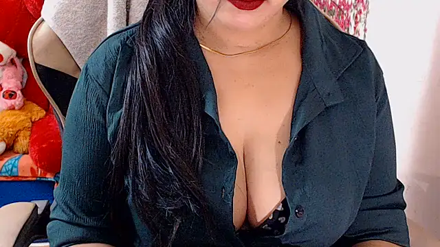 Snapshot of Naughty_Kashish chatting on June 13, 6:33 am Naughty Kashish online show from June 13, 6:33 am