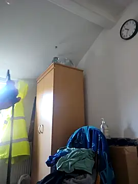 mario890605 online show from November 25, 10:37 am