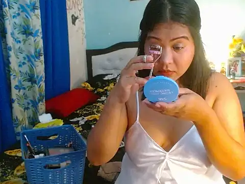 PearlOfAsia21 online show from November 25, 7:30 am