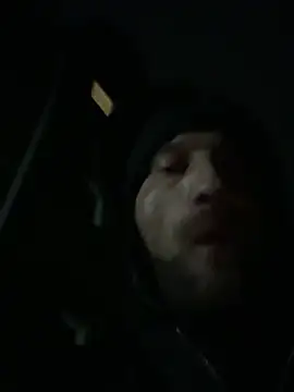 Snapshot of Toyboy471 chatting on January 11, 12:55 am Toyboy471 online show from January 11, 12:55 am