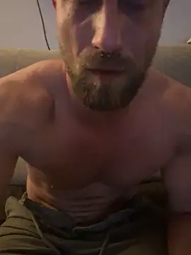 Snapshot of Toyboy471 chatting on February 20, 10:15 pm Toyboy471 online show from February 20, 10:15 pm