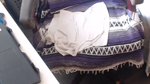 QueenDenizeAndTheCaptain online show from September 22, 4:31 pm