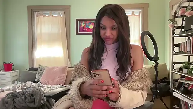 Snapshot of queendab626 chatting on March 19, 12:01 pm queendab626 online show from March 19, 12:01 pm