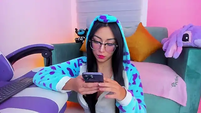 sophie cute66 online show from December 16, 6:40 am