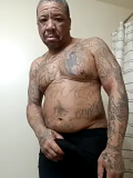 yellowwetfox online show from February 16, 10:33 am