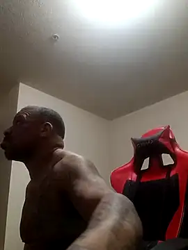 yellowwetfox online show from March 25, 6:52 am