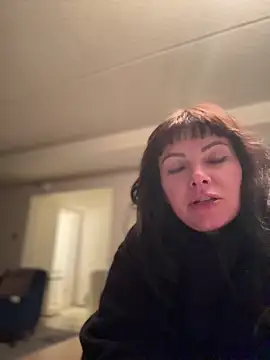 annablisss online show from March 18, 6:03 am