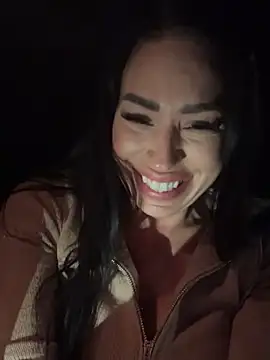 Snapshot of annablisss chatting on February 6, 3:22 am annablisss online show from February 6, 3:22 am