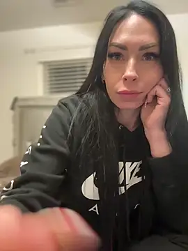 Snapshot of annablisss chatting on February 20, 12:07 am annablisss online show from February 20, 12:07 am