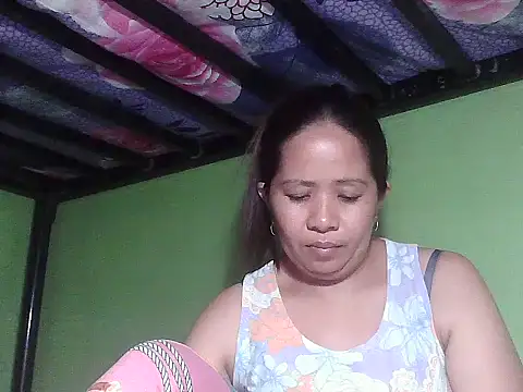 sweetlady pinay online show from April 14, 1:55 am