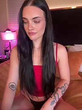 Snapshot of KarissaChantelle chatting on May 18, 5:08 pm KarissaChantelle online show from May 18, 5:08 pm