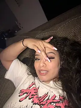 CarmelaAnthony online show from February 1, 1:41 pm