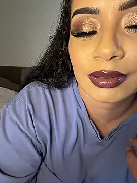 CarmelaAnthony online show from January 8, 5:37 pm